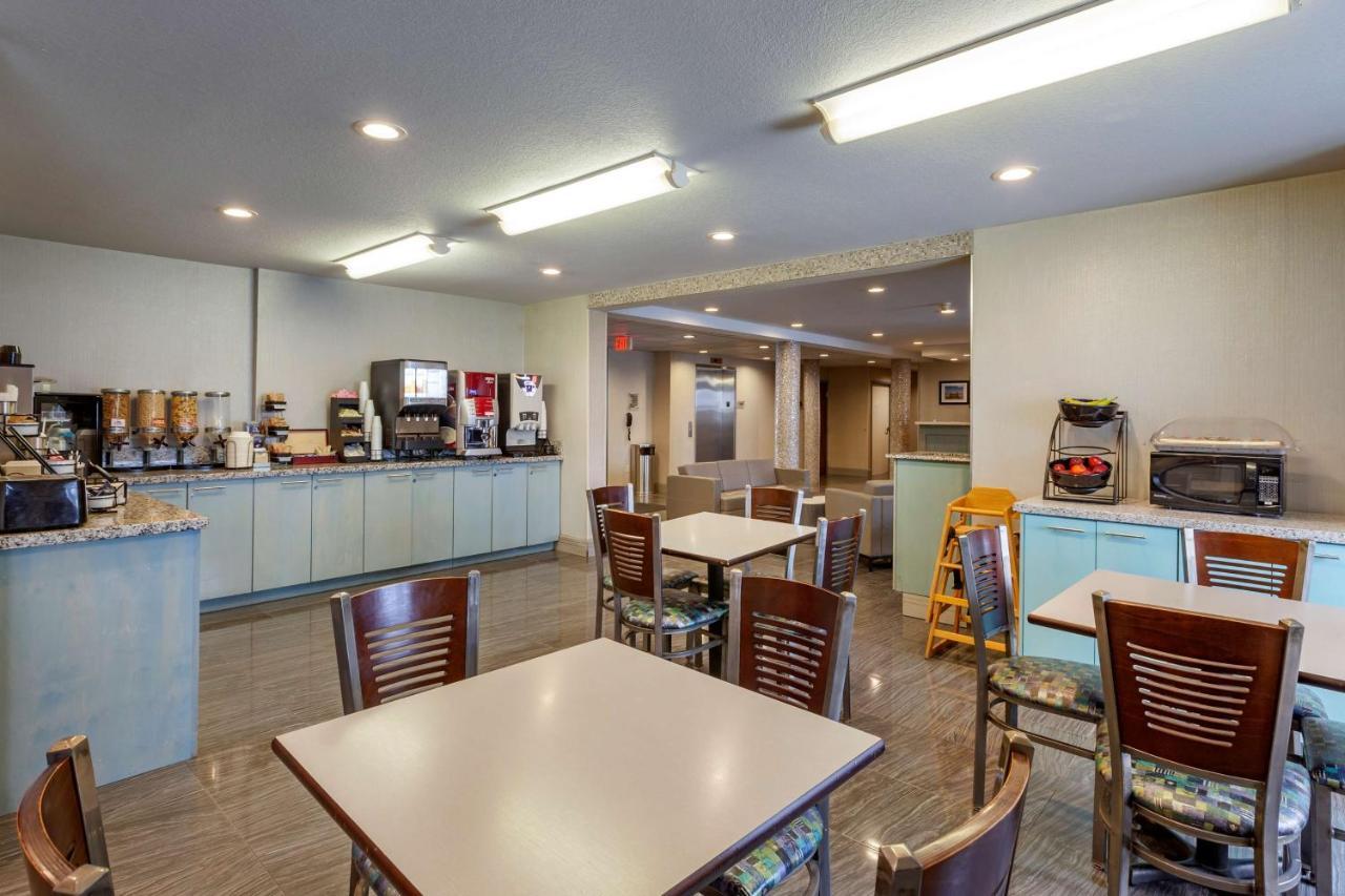 Best Western Plus Woodstock Inn & Suites Exterior foto